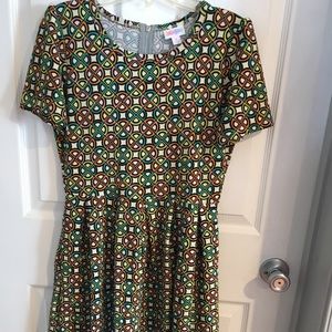 LuLaRoe Amelia